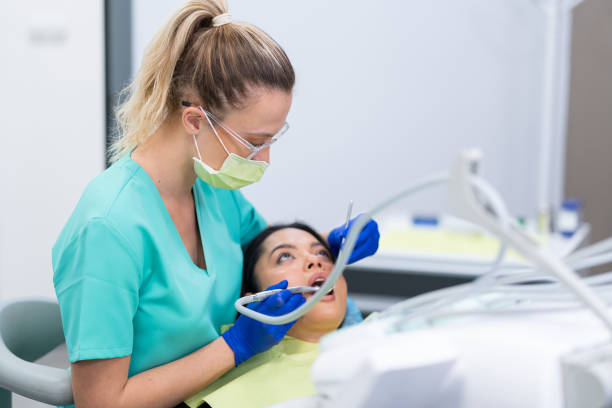 Best Emergency Orthodontic Repairs in Clinton, AR